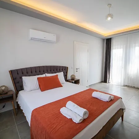 Stunning With Private Pool Φετιγιέ