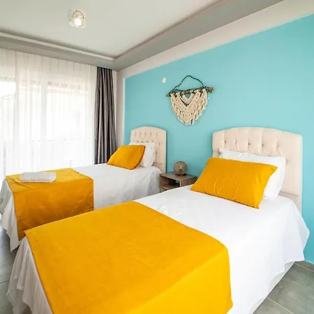 Stunning With Private Pool *