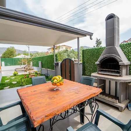 Stunning With Private Pool